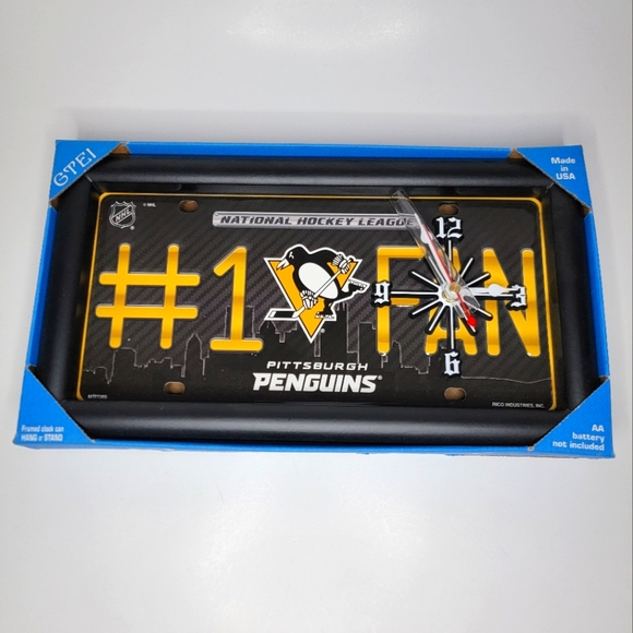 NHL Pittsburgh Penguins Hockey Clock Wall Decor Black Yellow Made in USA - Picture 1 of 3